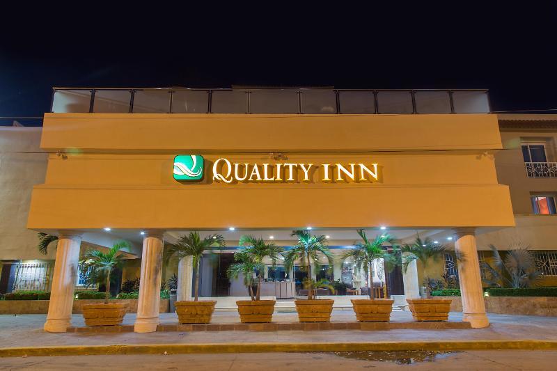 Quality Inn Mazatlán Exteriér fotografie